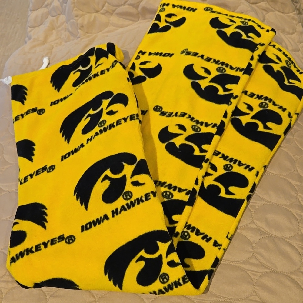 💫Grandma Pants Iowa Hawkeyes Wide Leg Fleece Pants💫